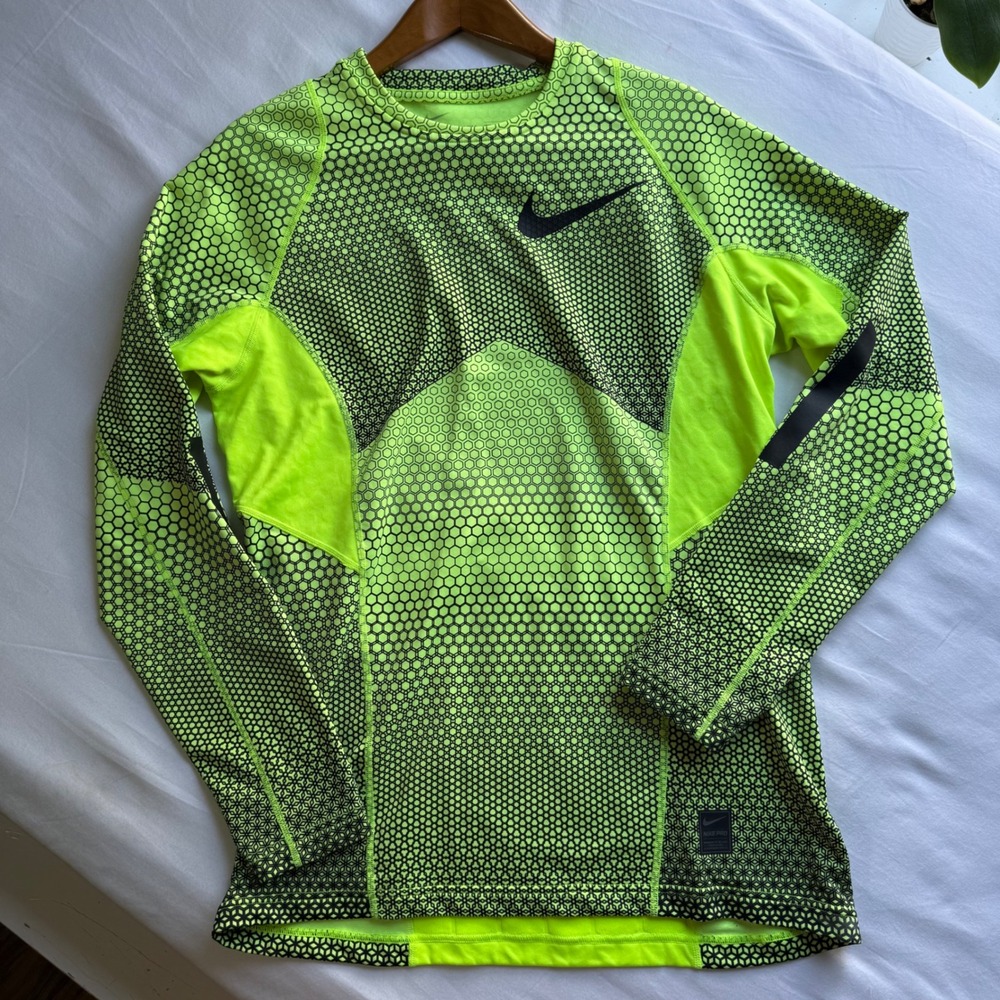 Nike Pro Hyperwarm Mens Medium Volt Yellow Honeycomb Training Top 802016-702